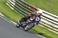 Mallory-park-Leicestershire;Mallory-park-photographs;Motorcycle-action-photographs;classic-bikes;event-digital-images;eventdigitalimages;mallory-park;no-limits-trackday;peter-wileman-photography;vintage-bikes;vintage-motorcycles;vmcc-festival-1000-bikes