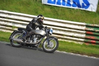 Mallory-park-Leicestershire;Mallory-park-photographs;Motorcycle-action-photographs;classic-bikes;event-digital-images;eventdigitalimages;mallory-park;no-limits-trackday;peter-wileman-photography;vintage-bikes;vintage-motorcycles;vmcc-festival-1000-bikes