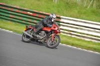 Mallory-park-Leicestershire;Mallory-park-photographs;Motorcycle-action-photographs;classic-bikes;event-digital-images;eventdigitalimages;mallory-park;no-limits-trackday;peter-wileman-photography;vintage-bikes;vintage-motorcycles;vmcc-festival-1000-bikes