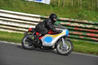 Mallory-park-Leicestershire;Mallory-park-photographs;Motorcycle-action-photographs;classic-bikes;event-digital-images;eventdigitalimages;mallory-park;no-limits-trackday;peter-wileman-photography;vintage-bikes;vintage-motorcycles;vmcc-festival-1000-bikes