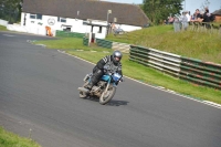 Mallory-park-Leicestershire;Mallory-park-photographs;Motorcycle-action-photographs;classic-bikes;event-digital-images;eventdigitalimages;mallory-park;no-limits-trackday;peter-wileman-photography;vintage-bikes;vintage-motorcycles;vmcc-festival-1000-bikes