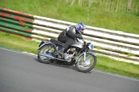 Mallory-park-Leicestershire;Mallory-park-photographs;Motorcycle-action-photographs;classic-bikes;event-digital-images;eventdigitalimages;mallory-park;no-limits-trackday;peter-wileman-photography;vintage-bikes;vintage-motorcycles;vmcc-festival-1000-bikes