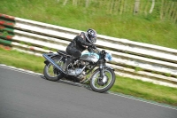 Mallory-park-Leicestershire;Mallory-park-photographs;Motorcycle-action-photographs;classic-bikes;event-digital-images;eventdigitalimages;mallory-park;no-limits-trackday;peter-wileman-photography;vintage-bikes;vintage-motorcycles;vmcc-festival-1000-bikes