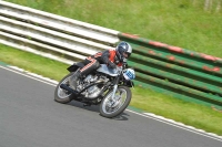 Mallory-park-Leicestershire;Mallory-park-photographs;Motorcycle-action-photographs;classic-bikes;event-digital-images;eventdigitalimages;mallory-park;no-limits-trackday;peter-wileman-photography;vintage-bikes;vintage-motorcycles;vmcc-festival-1000-bikes