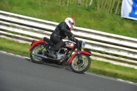 Mallory-park-Leicestershire;Mallory-park-photographs;Motorcycle-action-photographs;classic-bikes;event-digital-images;eventdigitalimages;mallory-park;no-limits-trackday;peter-wileman-photography;vintage-bikes;vintage-motorcycles;vmcc-festival-1000-bikes