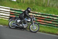 Mallory-park-Leicestershire;Mallory-park-photographs;Motorcycle-action-photographs;classic-bikes;event-digital-images;eventdigitalimages;mallory-park;no-limits-trackday;peter-wileman-photography;vintage-bikes;vintage-motorcycles;vmcc-festival-1000-bikes