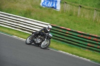 Mallory-park-Leicestershire;Mallory-park-photographs;Motorcycle-action-photographs;classic-bikes;event-digital-images;eventdigitalimages;mallory-park;no-limits-trackday;peter-wileman-photography;vintage-bikes;vintage-motorcycles;vmcc-festival-1000-bikes