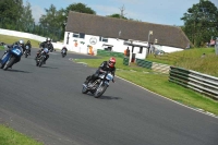 Mallory-park-Leicestershire;Mallory-park-photographs;Motorcycle-action-photographs;classic-bikes;event-digital-images;eventdigitalimages;mallory-park;no-limits-trackday;peter-wileman-photography;vintage-bikes;vintage-motorcycles;vmcc-festival-1000-bikes