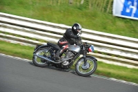 Mallory-park-Leicestershire;Mallory-park-photographs;Motorcycle-action-photographs;classic-bikes;event-digital-images;eventdigitalimages;mallory-park;no-limits-trackday;peter-wileman-photography;vintage-bikes;vintage-motorcycles;vmcc-festival-1000-bikes