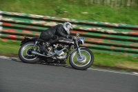 Mallory-park-Leicestershire;Mallory-park-photographs;Motorcycle-action-photographs;classic-bikes;event-digital-images;eventdigitalimages;mallory-park;no-limits-trackday;peter-wileman-photography;vintage-bikes;vintage-motorcycles;vmcc-festival-1000-bikes