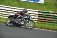 Mallory-park-Leicestershire;Mallory-park-photographs;Motorcycle-action-photographs;classic-bikes;event-digital-images;eventdigitalimages;mallory-park;no-limits-trackday;peter-wileman-photography;vintage-bikes;vintage-motorcycles;vmcc-festival-1000-bikes