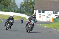 Mallory-park-Leicestershire;Mallory-park-photographs;Motorcycle-action-photographs;classic-bikes;event-digital-images;eventdigitalimages;mallory-park;no-limits-trackday;peter-wileman-photography;vintage-bikes;vintage-motorcycles;vmcc-festival-1000-bikes