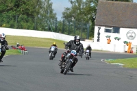 Mallory-park-Leicestershire;Mallory-park-photographs;Motorcycle-action-photographs;classic-bikes;event-digital-images;eventdigitalimages;mallory-park;no-limits-trackday;peter-wileman-photography;vintage-bikes;vintage-motorcycles;vmcc-festival-1000-bikes