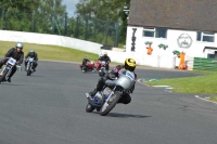 Mallory-park-Leicestershire;Mallory-park-photographs;Motorcycle-action-photographs;classic-bikes;event-digital-images;eventdigitalimages;mallory-park;no-limits-trackday;peter-wileman-photography;vintage-bikes;vintage-motorcycles;vmcc-festival-1000-bikes