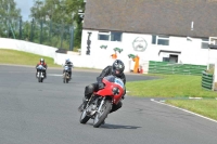 Mallory-park-Leicestershire;Mallory-park-photographs;Motorcycle-action-photographs;classic-bikes;event-digital-images;eventdigitalimages;mallory-park;no-limits-trackday;peter-wileman-photography;vintage-bikes;vintage-motorcycles;vmcc-festival-1000-bikes