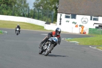 Mallory-park-Leicestershire;Mallory-park-photographs;Motorcycle-action-photographs;classic-bikes;event-digital-images;eventdigitalimages;mallory-park;no-limits-trackday;peter-wileman-photography;vintage-bikes;vintage-motorcycles;vmcc-festival-1000-bikes