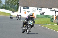 Mallory-park-Leicestershire;Mallory-park-photographs;Motorcycle-action-photographs;classic-bikes;event-digital-images;eventdigitalimages;mallory-park;no-limits-trackday;peter-wileman-photography;vintage-bikes;vintage-motorcycles;vmcc-festival-1000-bikes