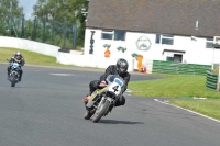 Mallory-park-Leicestershire;Mallory-park-photographs;Motorcycle-action-photographs;classic-bikes;event-digital-images;eventdigitalimages;mallory-park;no-limits-trackday;peter-wileman-photography;vintage-bikes;vintage-motorcycles;vmcc-festival-1000-bikes