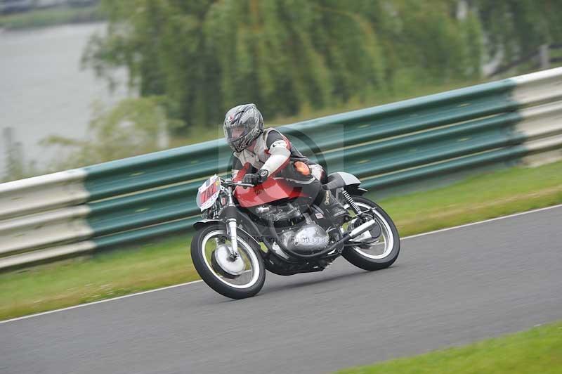 Mallory park Leicestershire;Mallory park photographs;Motorcycle action photographs;classic bikes;event digital images;eventdigitalimages;mallory park;no limits trackday;peter wileman photography;vintage bikes;vintage motorcycles;vmcc festival 1000 bikes