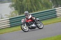 Mallory-park-Leicestershire;Mallory-park-photographs;Motorcycle-action-photographs;classic-bikes;event-digital-images;eventdigitalimages;mallory-park;no-limits-trackday;peter-wileman-photography;vintage-bikes;vintage-motorcycles;vmcc-festival-1000-bikes