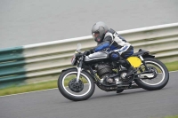 Mallory-park-Leicestershire;Mallory-park-photographs;Motorcycle-action-photographs;classic-bikes;event-digital-images;eventdigitalimages;mallory-park;no-limits-trackday;peter-wileman-photography;vintage-bikes;vintage-motorcycles;vmcc-festival-1000-bikes