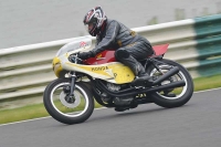 Mallory-park-Leicestershire;Mallory-park-photographs;Motorcycle-action-photographs;classic-bikes;event-digital-images;eventdigitalimages;mallory-park;no-limits-trackday;peter-wileman-photography;vintage-bikes;vintage-motorcycles;vmcc-festival-1000-bikes