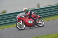 Mallory-park-Leicestershire;Mallory-park-photographs;Motorcycle-action-photographs;classic-bikes;event-digital-images;eventdigitalimages;mallory-park;no-limits-trackday;peter-wileman-photography;vintage-bikes;vintage-motorcycles;vmcc-festival-1000-bikes