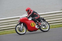 Mallory-park-Leicestershire;Mallory-park-photographs;Motorcycle-action-photographs;classic-bikes;event-digital-images;eventdigitalimages;mallory-park;no-limits-trackday;peter-wileman-photography;vintage-bikes;vintage-motorcycles;vmcc-festival-1000-bikes