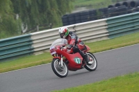 Mallory-park-Leicestershire;Mallory-park-photographs;Motorcycle-action-photographs;classic-bikes;event-digital-images;eventdigitalimages;mallory-park;no-limits-trackday;peter-wileman-photography;vintage-bikes;vintage-motorcycles;vmcc-festival-1000-bikes