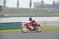 Mallory-park-Leicestershire;Mallory-park-photographs;Motorcycle-action-photographs;classic-bikes;event-digital-images;eventdigitalimages;mallory-park;no-limits-trackday;peter-wileman-photography;vintage-bikes;vintage-motorcycles;vmcc-festival-1000-bikes