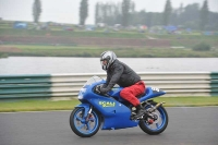 Mallory-park-Leicestershire;Mallory-park-photographs;Motorcycle-action-photographs;classic-bikes;event-digital-images;eventdigitalimages;mallory-park;no-limits-trackday;peter-wileman-photography;vintage-bikes;vintage-motorcycles;vmcc-festival-1000-bikes