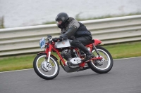 Mallory-park-Leicestershire;Mallory-park-photographs;Motorcycle-action-photographs;classic-bikes;event-digital-images;eventdigitalimages;mallory-park;no-limits-trackday;peter-wileman-photography;vintage-bikes;vintage-motorcycles;vmcc-festival-1000-bikes