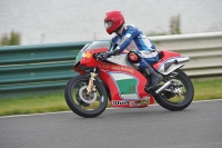 Mallory-park-Leicestershire;Mallory-park-photographs;Motorcycle-action-photographs;classic-bikes;event-digital-images;eventdigitalimages;mallory-park;no-limits-trackday;peter-wileman-photography;vintage-bikes;vintage-motorcycles;vmcc-festival-1000-bikes