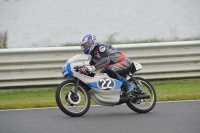 Mallory-park-Leicestershire;Mallory-park-photographs;Motorcycle-action-photographs;classic-bikes;event-digital-images;eventdigitalimages;mallory-park;no-limits-trackday;peter-wileman-photography;vintage-bikes;vintage-motorcycles;vmcc-festival-1000-bikes