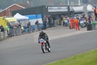 Mallory-park-Leicestershire;Mallory-park-photographs;Motorcycle-action-photographs;classic-bikes;event-digital-images;eventdigitalimages;mallory-park;no-limits-trackday;peter-wileman-photography;vintage-bikes;vintage-motorcycles;vmcc-festival-1000-bikes