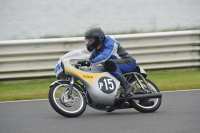 Mallory-park-Leicestershire;Mallory-park-photographs;Motorcycle-action-photographs;classic-bikes;event-digital-images;eventdigitalimages;mallory-park;no-limits-trackday;peter-wileman-photography;vintage-bikes;vintage-motorcycles;vmcc-festival-1000-bikes