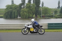 Mallory-park-Leicestershire;Mallory-park-photographs;Motorcycle-action-photographs;classic-bikes;event-digital-images;eventdigitalimages;mallory-park;no-limits-trackday;peter-wileman-photography;vintage-bikes;vintage-motorcycles;vmcc-festival-1000-bikes