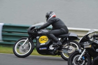 Mallory-park-Leicestershire;Mallory-park-photographs;Motorcycle-action-photographs;classic-bikes;event-digital-images;eventdigitalimages;mallory-park;no-limits-trackday;peter-wileman-photography;vintage-bikes;vintage-motorcycles;vmcc-festival-1000-bikes