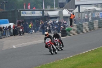 Mallory-park-Leicestershire;Mallory-park-photographs;Motorcycle-action-photographs;classic-bikes;event-digital-images;eventdigitalimages;mallory-park;no-limits-trackday;peter-wileman-photography;vintage-bikes;vintage-motorcycles;vmcc-festival-1000-bikes