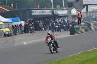 Mallory-park-Leicestershire;Mallory-park-photographs;Motorcycle-action-photographs;classic-bikes;event-digital-images;eventdigitalimages;mallory-park;no-limits-trackday;peter-wileman-photography;vintage-bikes;vintage-motorcycles;vmcc-festival-1000-bikes