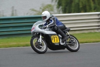 Mallory-park-Leicestershire;Mallory-park-photographs;Motorcycle-action-photographs;classic-bikes;event-digital-images;eventdigitalimages;mallory-park;no-limits-trackday;peter-wileman-photography;vintage-bikes;vintage-motorcycles;vmcc-festival-1000-bikes