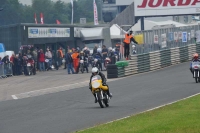 Mallory-park-Leicestershire;Mallory-park-photographs;Motorcycle-action-photographs;classic-bikes;event-digital-images;eventdigitalimages;mallory-park;no-limits-trackday;peter-wileman-photography;vintage-bikes;vintage-motorcycles;vmcc-festival-1000-bikes