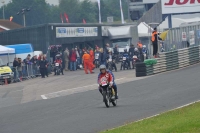 Mallory-park-Leicestershire;Mallory-park-photographs;Motorcycle-action-photographs;classic-bikes;event-digital-images;eventdigitalimages;mallory-park;no-limits-trackday;peter-wileman-photography;vintage-bikes;vintage-motorcycles;vmcc-festival-1000-bikes