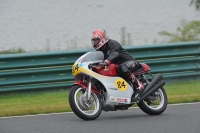 Mallory-park-Leicestershire;Mallory-park-photographs;Motorcycle-action-photographs;classic-bikes;event-digital-images;eventdigitalimages;mallory-park;no-limits-trackday;peter-wileman-photography;vintage-bikes;vintage-motorcycles;vmcc-festival-1000-bikes