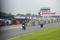 Mallory-park-Leicestershire;Mallory-park-photographs;Motorcycle-action-photographs;classic-bikes;event-digital-images;eventdigitalimages;mallory-park;no-limits-trackday;peter-wileman-photography;vintage-bikes;vintage-motorcycles;vmcc-festival-1000-bikes