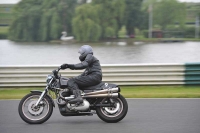 Mallory-park-Leicestershire;Mallory-park-photographs;Motorcycle-action-photographs;classic-bikes;event-digital-images;eventdigitalimages;mallory-park;no-limits-trackday;peter-wileman-photography;vintage-bikes;vintage-motorcycles;vmcc-festival-1000-bikes