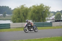 Mallory-park-Leicestershire;Mallory-park-photographs;Motorcycle-action-photographs;classic-bikes;event-digital-images;eventdigitalimages;mallory-park;no-limits-trackday;peter-wileman-photography;vintage-bikes;vintage-motorcycles;vmcc-festival-1000-bikes