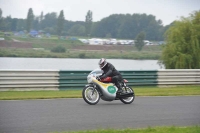 Mallory-park-Leicestershire;Mallory-park-photographs;Motorcycle-action-photographs;classic-bikes;event-digital-images;eventdigitalimages;mallory-park;no-limits-trackday;peter-wileman-photography;vintage-bikes;vintage-motorcycles;vmcc-festival-1000-bikes