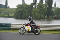 Mallory-park-Leicestershire;Mallory-park-photographs;Motorcycle-action-photographs;classic-bikes;event-digital-images;eventdigitalimages;mallory-park;no-limits-trackday;peter-wileman-photography;vintage-bikes;vintage-motorcycles;vmcc-festival-1000-bikes