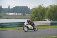 Mallory-park-Leicestershire;Mallory-park-photographs;Motorcycle-action-photographs;classic-bikes;event-digital-images;eventdigitalimages;mallory-park;no-limits-trackday;peter-wileman-photography;vintage-bikes;vintage-motorcycles;vmcc-festival-1000-bikes